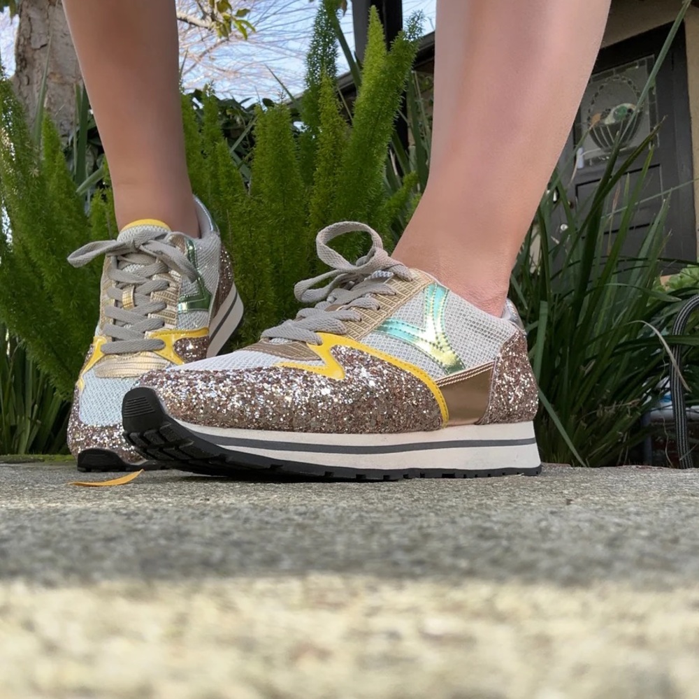 MIUMIU Sneaker- Gold